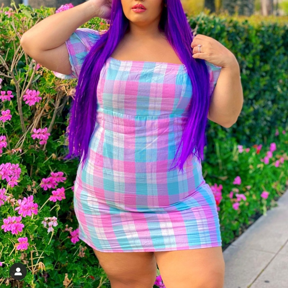 Pink dress